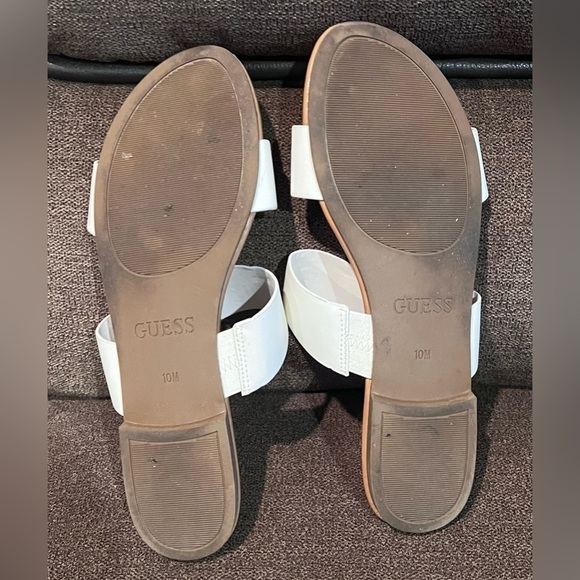 Guess sandals, White, size 10 Women’s. Like new. - Picture 3 of 6